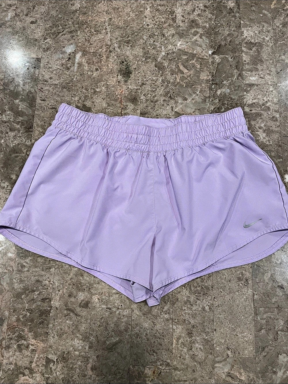 Nike Tempo Luxe Running Shorts Athletic Shorts in lavender Size Large
